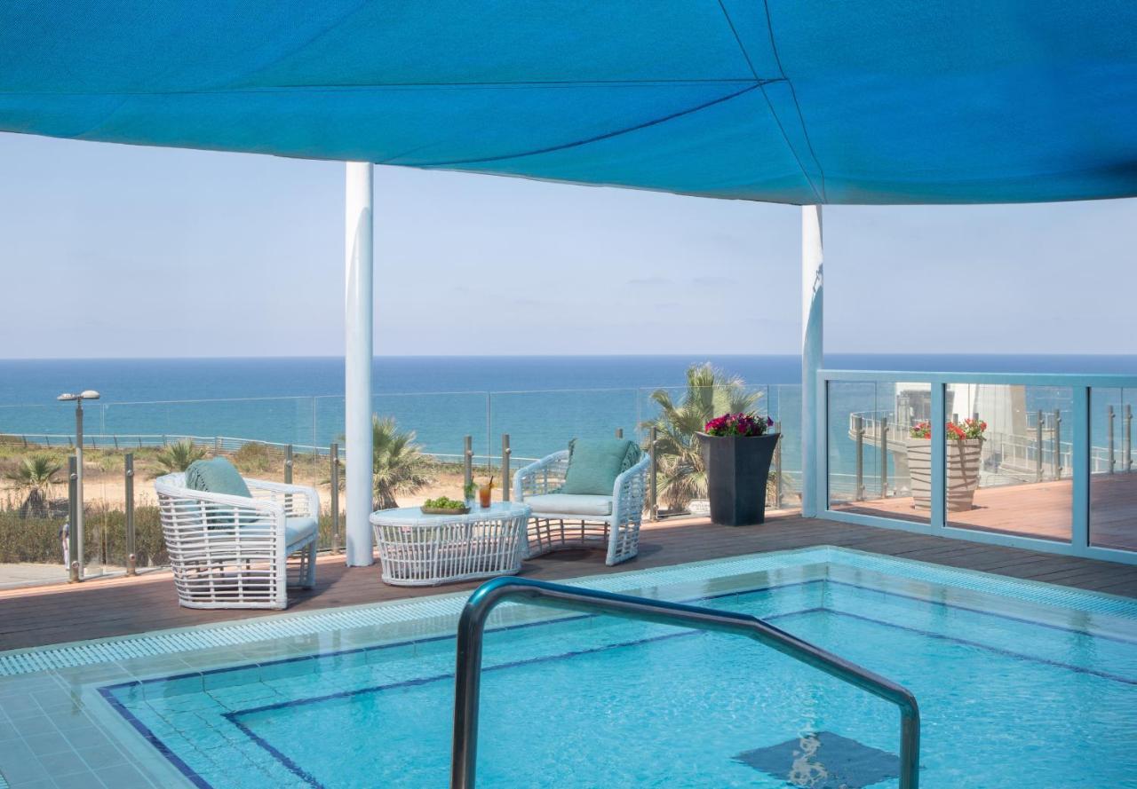 Island Luxurious Suites Hotel And Spa Netanya Exterior foto
