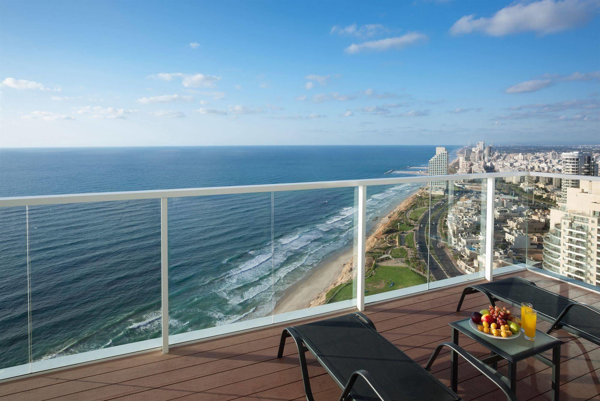 Island Luxurious Suites Hotel And Spa Netanya Exterior foto